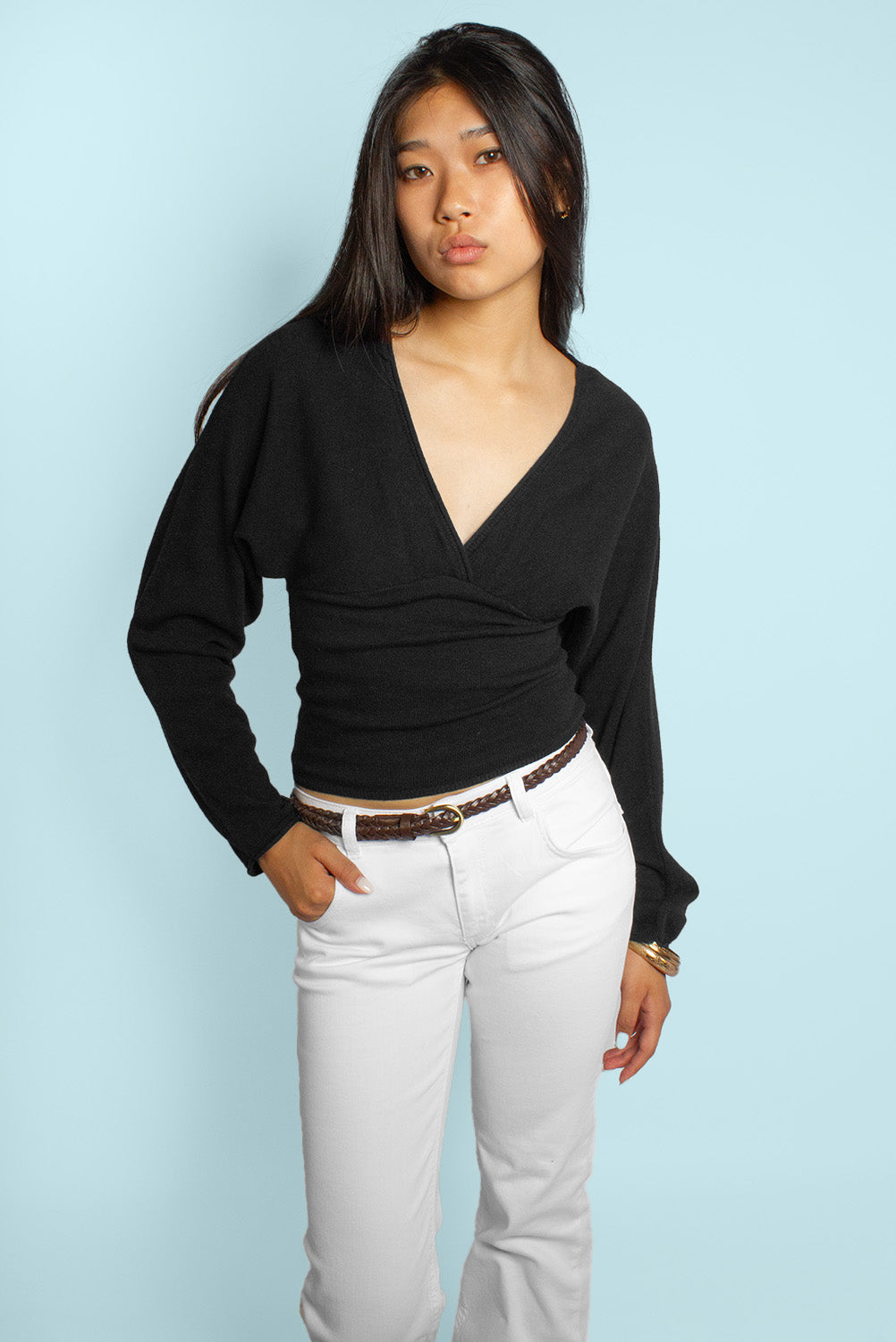 V-neck sweater | Subdued