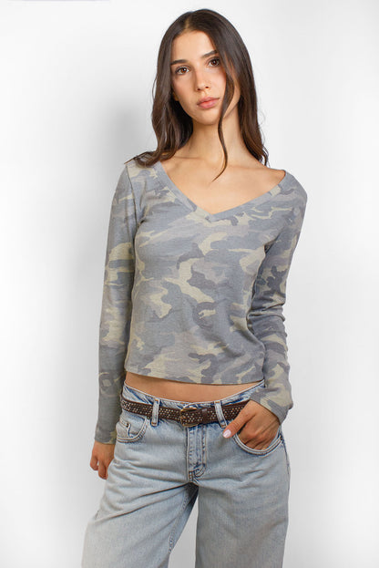 V-neck T-shirt | Subdued