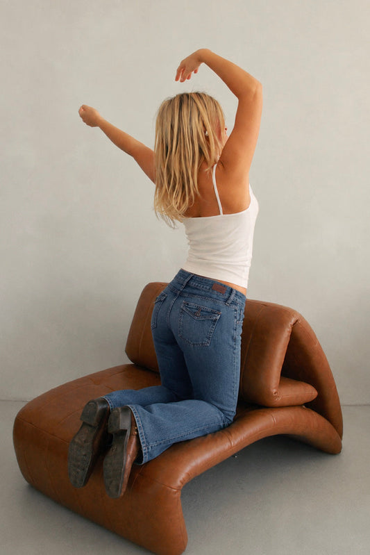 Low waist flared jeans | Subdued
