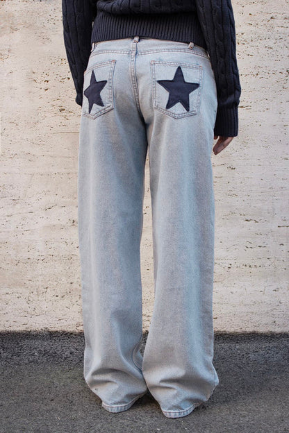 Low-rise star jeans | Subdued