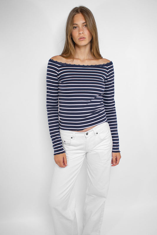 Boat neck T-shirt with lace | Subdued